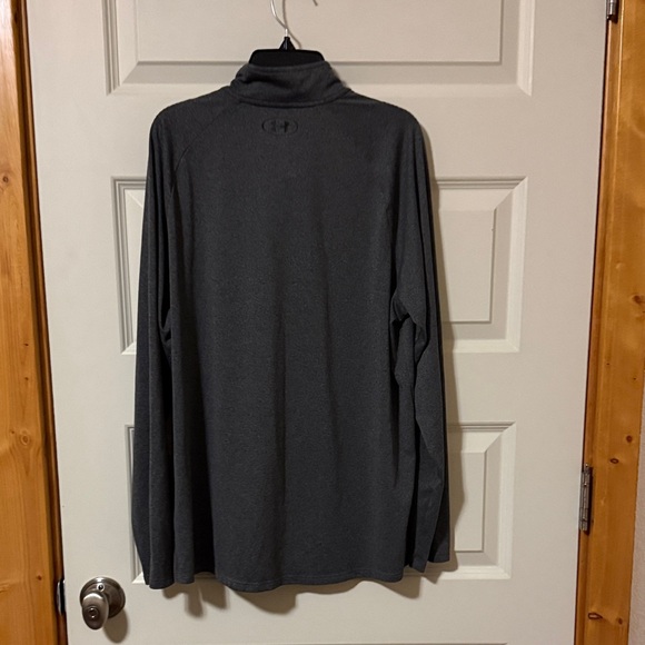 Men's Size Large Under Armour HeatGear Charcoal Gray 1/4 Zip Perf Pullover - Picture 2 of 5